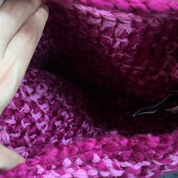GAP Y2K Purple Crochet Knit Wool-Blend Crossbody Bag - Picture 7 of 11